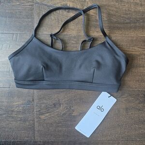 NWT ALO Yoga Airlift Intrigue Bra - Size XS